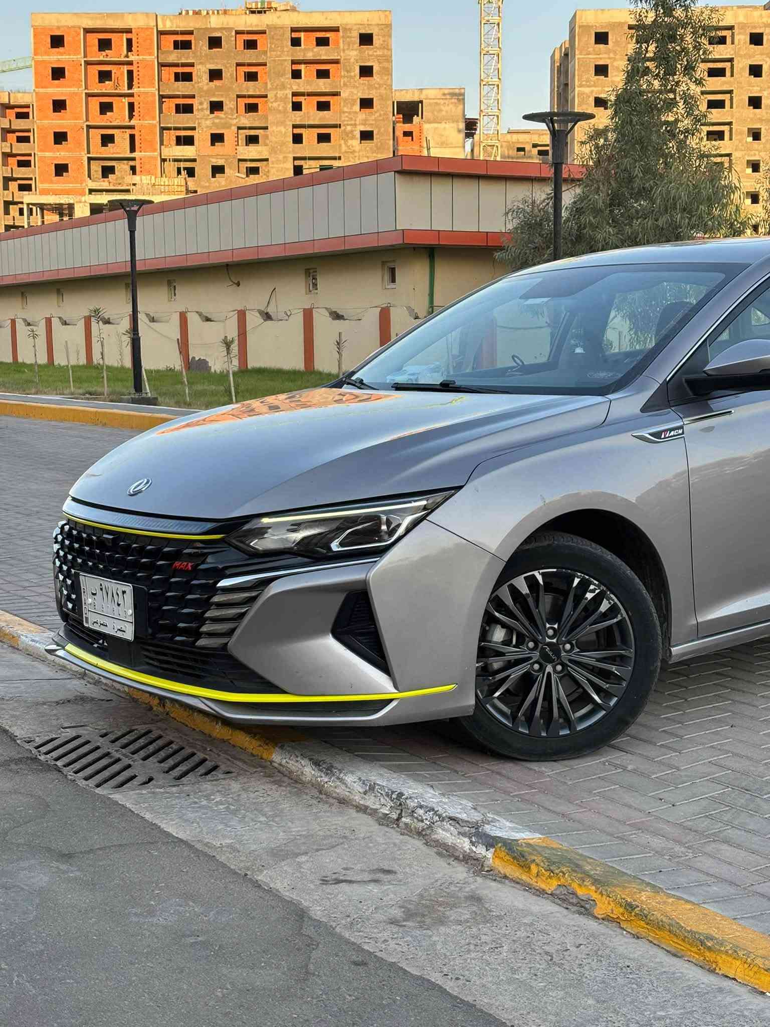 دونك فينج A60MAX موديل 2023  خليجي وكاله ليث العبيدي  مكانها محافظه البصره 
ممشى: 38 الف كيلومتر  مكينه 1500 تيربو هايبرد 
رصاصي 
مواصفات:
1-شاشه دجتل 
2-شاشه وسطيه 
3-سنتر لوك
4-قطعتين تبريد خلفيه 
5-تحكم تبريد شاشه 
6-بانوراما
7-اوتو هولد
8-سايد بريك كهرباء 
9-وضعيات قياده ECO SPORT
10-ماسحات اوتو 
11- لايتات زينون شركه
12-بك لايت ليد متصل 
13- كشنات جلد اسود 
14- تحكم ستيرن
15- تحكم مري ماوس 
16- ثلاجه 
17- اناره ترحيب 
18- بصمه 
 بيها جاملغ الايمن مبدل و شبر بالبنيد و دعاميه مبدله  

السياره كير و مكينه مكفوله شرط الفحص  بدون ايرباك 
للاستفسار: ***********
السياره ب اسمي تحويل ثاني يوم
