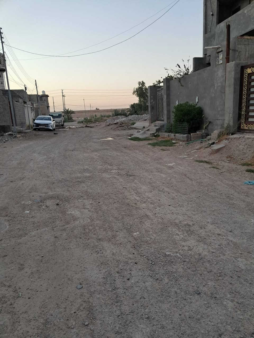 بسم الله الرحمن الرحيم
للبيع قطعه ارض
المساحه ١٠٠ متر
الابعاد ٥×٢٠
الموقع حي الجولان الثانيه 
قرب مدرسه النسيم الابتدائيه 
ثالث فرع عن المدرسه⁹
شارع ١٠ متر
تبعد القطعه عن الحولي الرئيسي ٢٠٠ متر
القطعه بنص السكن
السعر ١٥ مليون وبي مجال
هاتف ***********
