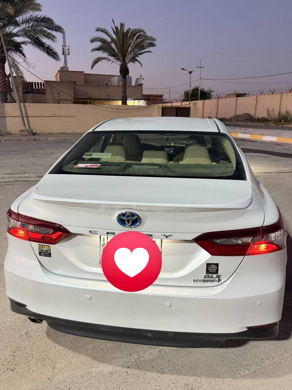 كامري خليجي هايبرد فول  مواصفات 2023  رقم بغداد سيارة مال بيت ونظيفة سيارة بيهة فقط ملاحظة لموجودة بصور سيارة حلوة وكاعدة سعر ٢٢٥ بيهة مجال ***********
