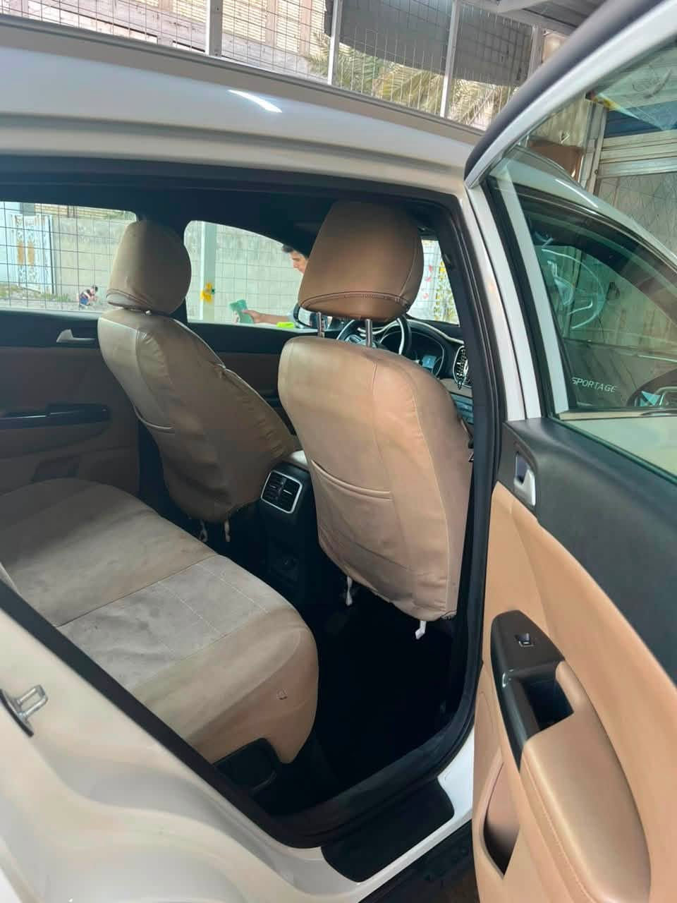 سلام عليكم سبورتج مديل 2019 ماشيه 84 مكانها بغداد الشعب قرب سوق ال 4000 تحويل ثاني يوم *********** سعرها 175 وبيها مجال
