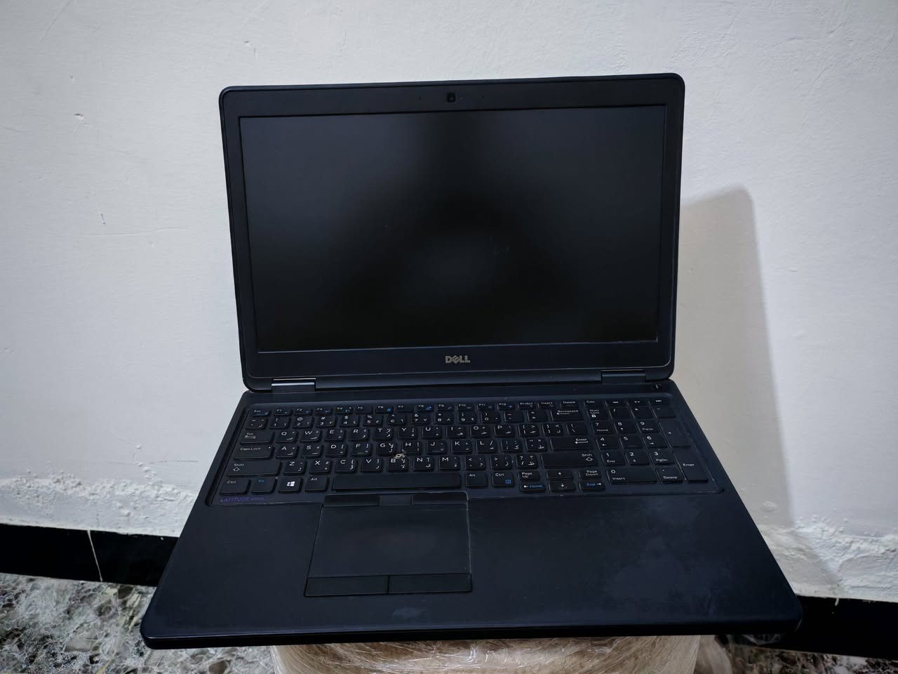 لابتوب dell
حجم كبير 15.6 مميز FHD
بيها مشكلتين بطاريه و كيبورد مايشتغلن سعرهن ثنينهن 45 الف
معالج
 Cori5 gel5  جيل خامس
RAM 8GB
HARD 256 SSD
كارت شاشه
intel 4G حجم
وندوز 11 برو مفعل
منصبه لعبه GTA 5 بكل سلاسه
كيبورد ضوئي
ملحقاته شاحنه + ماوس + كيبورد
سعره 125 قفل غير قابل العمله مكاني بغداد. توصيل موجود
رقم ***********

نص مكتوب في الصور:
- الإعدادات النظام ، حول حسين حساب محلي العثور على إعداد النظام والأجهزة Bluetooth الشبكة والإنترنت إضفاء طابع شخصي التطبيقات الحسابات اللغة والوقت الألعاب إمكانية الوصول الخصوصية والأمان Windows Update 31°C عالم غالبا بحث الإعدادات المرتبطة مواصفات Windows Windows 11 Pro الإصدار 21H2 الإصدار تم التثبيت في ٤/٠٤/٢٢ إصدار نظام التشغيل ٢٢٠٠٠.٢٥٣٨ تجربة حزمة تجربة مزايا Windows 1000.22001.1000.0 اتفاقية خدمات Microsoft شروط ترخيص برامج Microsoft ارتباطات ذات صلة المجال أو قاعدة المعارف حماية النظام إعدادات النظام المتقدمة نسخ مواصفات الجهاز DESKTOP-TSFKH8U اسم الجهاز Intel(R) Core(TM) i5-5300U CPU @ 2.30GHz 2.30 GHz المعالج ٨,٠٠ غيغabايت (٧,٨٨ غيغابايت مستخدم) ذاكرة RAM المثبتة 0BC0E7B7-F102-405B-BBCD-4F9644FA0D5F معرف الجهاز 00330-50000-00000-AAOEM معرف المنتج نظام تشغيل بإصدار ٦٤ بت ومعالج يستند إلى x64 نوع النظام لا يتوفر إدخال باللمس أو بالقلم لجهاز العرض هذا القلم واللمس نسخ إعادة تسمية هذا الكمبيوتر
- Intel(R) HD Graphics 5500