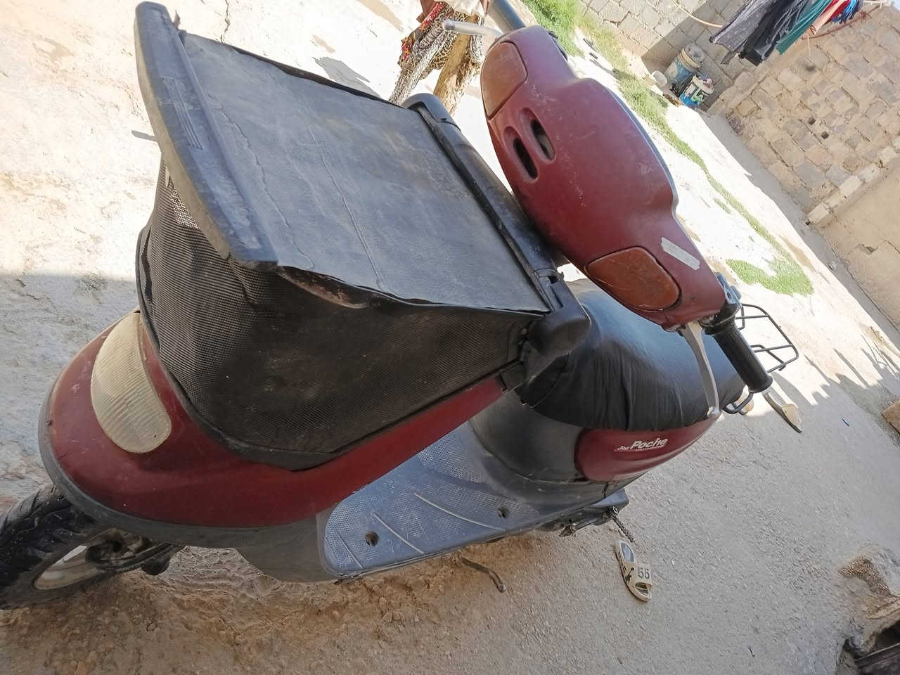 سلام عليكم دراجه ام سله شغاله تجي تفحص عل فحص. شاصي مكفول كل عطل مابيه.     لايت هندر اشاير شغال فقد باتري مابيه.       سعر 300بيها مجال.      مكاني كربلاء امن داخلي قرب مدرسة ندى     ***********
