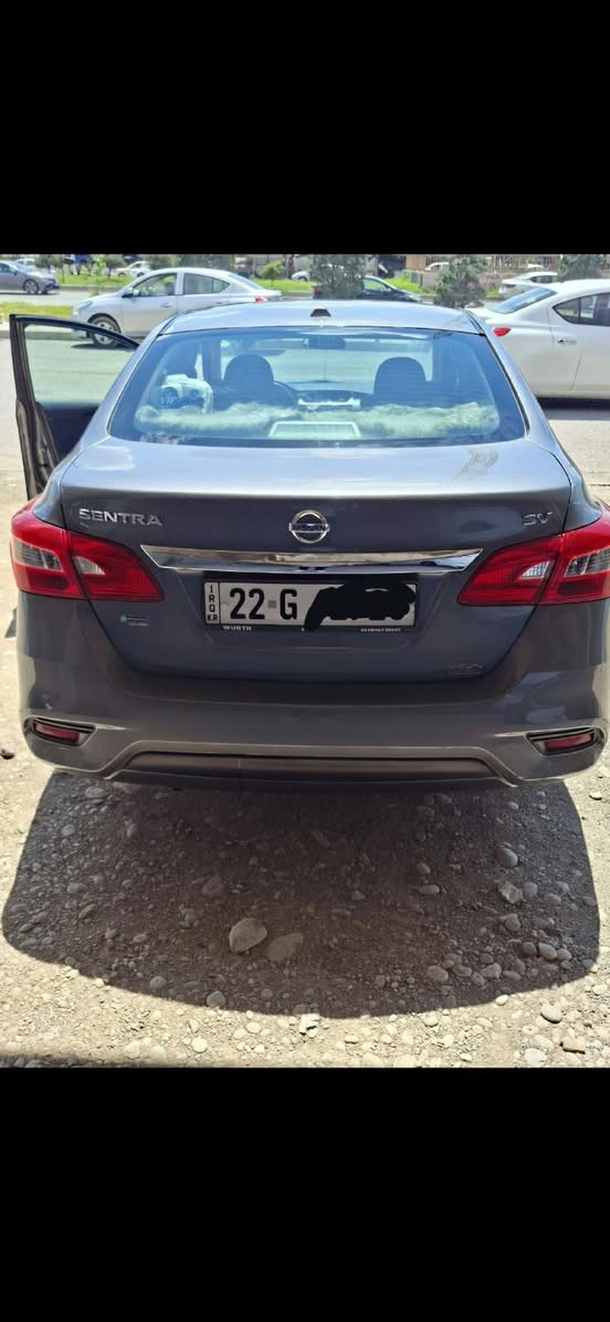 🔥 للبيع نيسان سنترا 🔥
🚘 Nissan Sentra SV 2019
 🔹 محرك 1.8 لتر
 🔹 أوتوماتيك CVT
 🔹 لون نفطي
 🔹 رادار أمامي وجانبي
 🔹 بصمة تشغيل
 🔹 فتح وغلق الأبواب والجنطة بالبصمة
 🔹 نظام قيادة Sport / Eco
 🔹 مقود كهربائي
 🔹  تبريد وتدفئة لمس
 🔹 شاشة لمس
 🔹 داخلية نظيفة ومرتبة
 🔹 اقتصادية بالوقود
 سيارة مرتبة ومواصفاتها حلو وارد امريكي3N1AB7APOKY221063
حادثها بامريكا قطعة واحد جاملغ السكن (عكس السايق ) و بكوردستان  باب ورا السايق مصبوغ وشبر معجون عندي صور الحادث للمصداقية وباب سايق مبدل بلادي مو صبغ السيارة ابيعها بشرط نظافة المحرك والكير مكفولين حجر بيئة موجود كامل ولا كلوب شغال ولا دينار تحتاج مصرف   سنوية جديدة هزة جديدة شرط تحويل باسمك سعرها 113 ورقة متواجد باربيل 
*********** أربيل, العراق

نص مكتوب في الصور:
- S25+