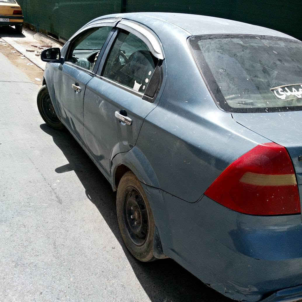 افيو 2007 رقم بغداد بأسمي مصبوغة عام بس صبغتها موحلوه 
گيرومحرك مكفولات 
حدادية ٦٠٪
كهربائيات كلها شغالة
تبريد أبيعك شغال لأن عوزه بس غاز اذا شراي أكملك التبريد 
قفلها ٣٧ عليها غرامات 400 ينگطعن من السعر
عنواني شارع المطار ***********
بيع مستعجل النجف, العراق
