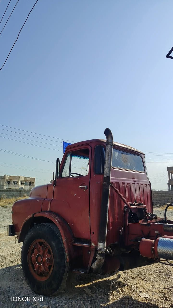 السلام عليكم مان للبيع محرك سوبر ١٢٨ كير اكسن تايرات نص عمر سياره جاهزه عل شغل رقم نينوى صدامي تحويل ثاني يوم العنوان صلاح الدين الشرقاط اسديره ***********
