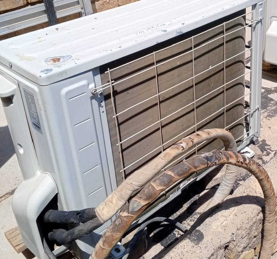مرحباسبلت طن واحد تاخذه عل الفحص هواه ثلج كامل من كل شي نوعيته اوكيو سعره 250 العنوان شارع ابو سمير الاتصال عل الرقم ***********  لحد يدخلي خاص اخواني الرقم بي واتساب
