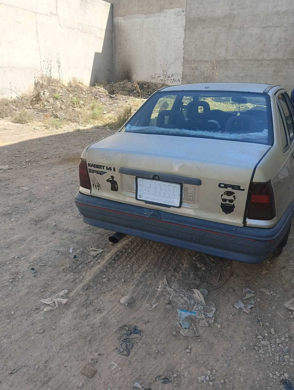 سلام عليكم اوبل كديت للبيع لا صبغ ولا مع جون ولا  احدث مكفولة علا وضع الشركة بعدها محرك 14  كبون بيها شرعي يحول عنوان موصل حي الشيماء السعر 27 رقم تلفوني *********** شراي خابر او علا خاص متواجد
