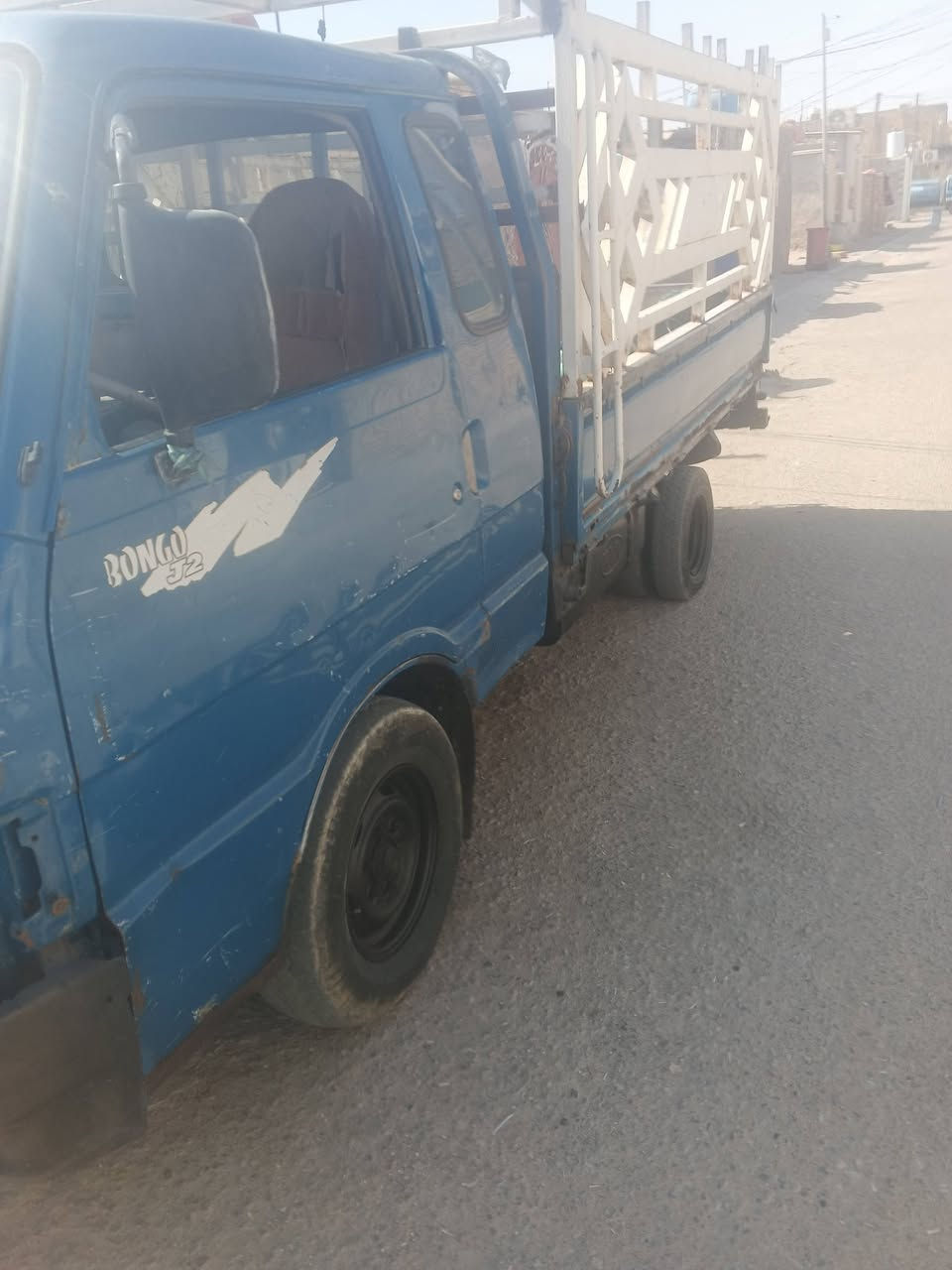 سلام عليكم كيه بنكوو موديل 96 سنويه الحد 27  شراي يتواصل ***********
