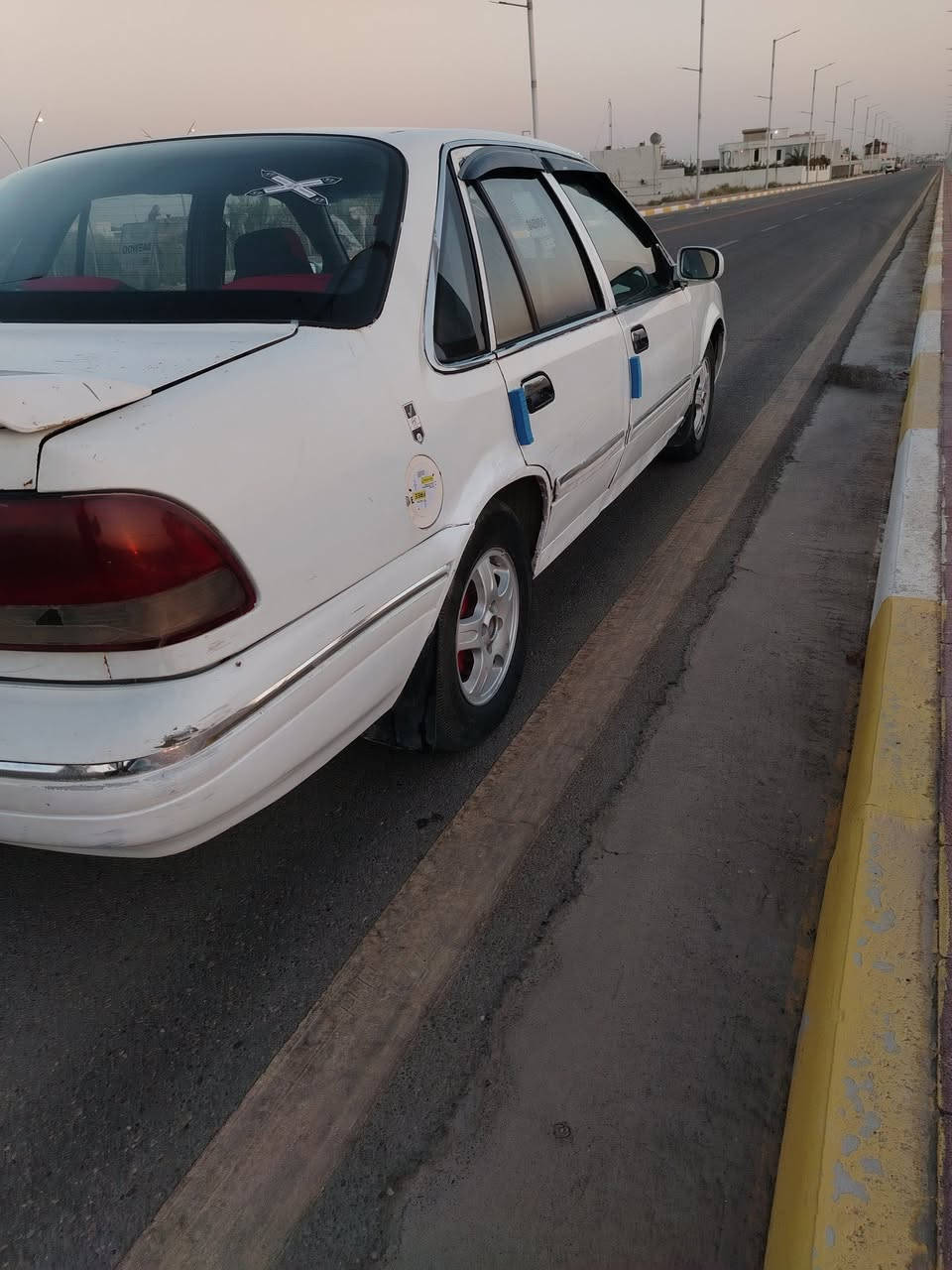 السلام عليكم ورحمة الله وبركاته
برنس فراشه موديل 97 رقم الانبار انكليزي تحويل مباشر كير اوتماتيك سياره بدون ضربه بدون خويس  
 صدر نظيف تايرات كهربايات نظيفه دواخلها نظيفه

ملاحظة المحرك بي صوت ابيعه على وضعه وينزل من سعرها فلوس محرك للعلم سياره تمشي بدون نفخ بدون تبخير بس بي صوت
 ينزل ٥ ورقات من سعرها ابيع ٢٨ اني عارضها ٣٣ 
🛑و ترهم مراوس فقط بسوناتا تو 🛑 
جماعت مجال مفتوح اعتذر منكم سياره نظيفه 
اعتذر عن البيع بالاقساط  
مكان السياره الرمادي 
رقم الهاتف ***********
