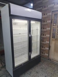 عارضات عمودي • ٣ قطع • بغداد حي اور الشراي
