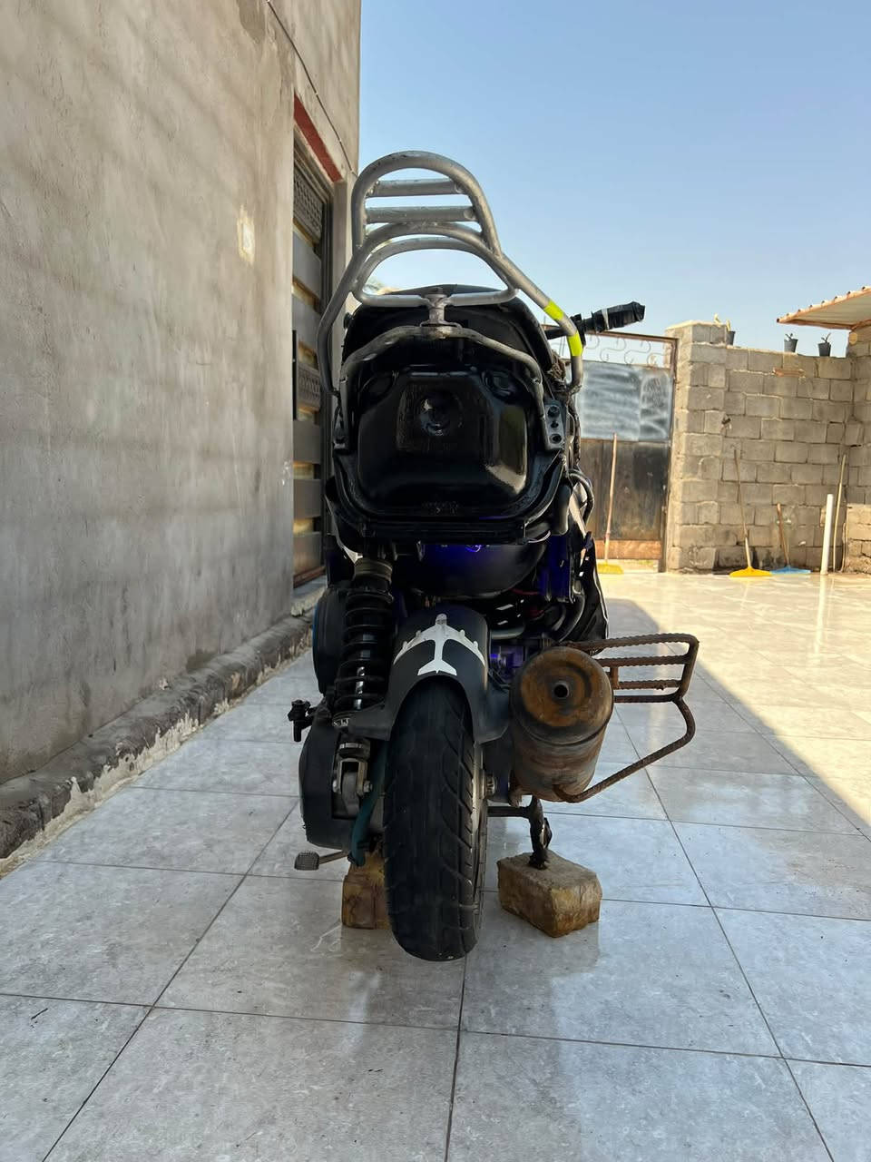 للبيع قجمه دراجه مفتوحه مكينه ماتنسمه ناشفه مكفوله من كلشي دراحه شلعه ومعدل سلف وهندر ترايك وين مايعجبك ضفيره كفرات بلاد حربيه ماويه شي  رجائاً الموشراي لا يراسلني ويتعبني // مكاني قرنه ثغر حريبه //
***********

 ٤٧٥ وبيه مجال

