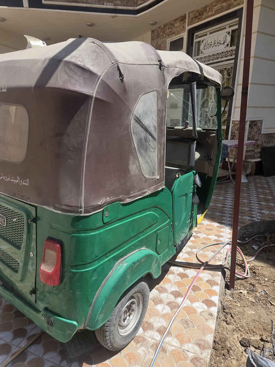 السلام عليكم تكتك للبيع نضيفة وخير من الله مديل ٢١ موجودة ب القاسم اصولية كاملة اوراق  مموجود ب الخاص الاتصال بس 
***********
