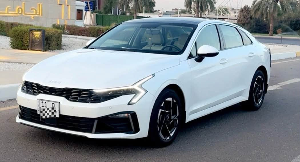 🚗 للبيع
كيا K5 موديل 2025 (خليجي)  

 

🌍 المدينة –  بغداد – العامريه

•   🛣️  المسافة المقطوعة   28 الف كيلو

للبيع او مراوس

   

 كفالة عامة

✔️ ممشى: 28,000 كم فقط

✔️ نظافة عالية جداً 

⚙️ المحرك:

✔️ 4 سلندر

✔️ سعة 2.5 لتر

✔️ أداء قوي + صرفية مناسبة

✔️ كير أوتوماتيك

✔️ سقف بانوراما

✔️ بصمة أبواب + تشغيل بصمة

✔️ مقاعد جلد كهرباء

✔️ شاشة كبيرة متصلة

✔️ كاميرا خلفية

✔️ حساسات أمامية وخلفية

✔️ لايت زينون + LED خلفي

✔️ هندبريك بصمة

 شاشة

✔️ Apple CarPlay + Android Auto

✔️ تحكم ستيرن متعدد الوظائف

✔️ مثبت سرعة

✔️ نظام Eco / Sport

✔️ مكيف أوتوماتيك

✔️ مرايا كهرباء مع طي

✔️ شحن USB

✔️ نظام ABS

✔️ مانع انزلاق

✔️ وسائد هوائية

✔️ نظام المحافظة على المسار

✔️ تحذير النقطة العمياء

بسعر مناسب كلش 

بسبب ضرف صحي طارئ 

للتفاصيل اكثر الاتصال

***********

***********
