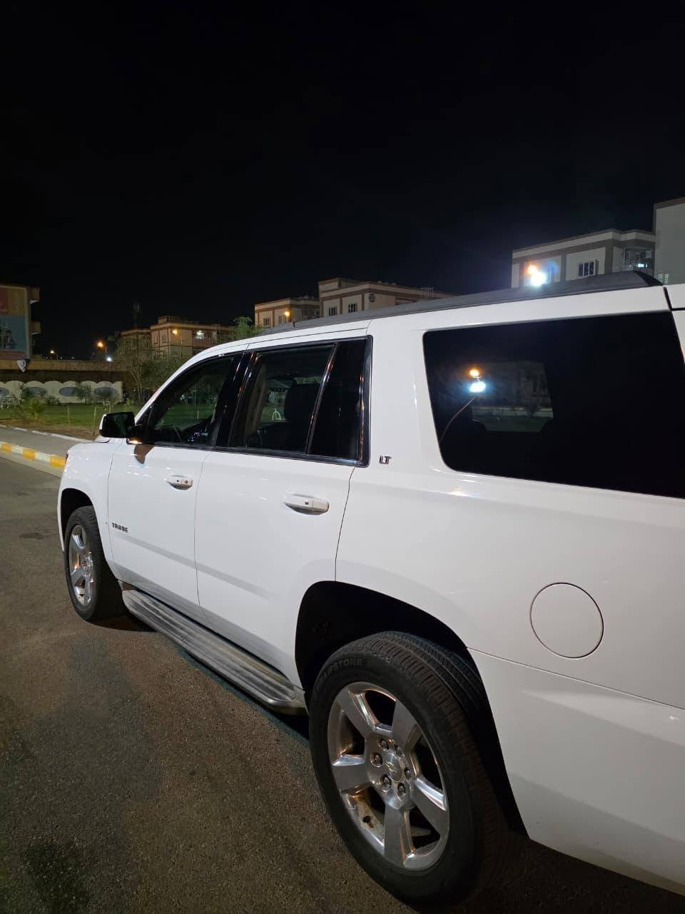 تاهو موديل 2015 موصفات lt2 
بصمه وفتحه 
وحادث بسيط بدون ايرباك 
دخول جديد ضباط بصرة 
صبغ بالدوسات بسبب الزنجار
ماشيه 160 الف ميل فقط
سعره قفل 245
مكان السياره بصره 
*********** 
يتوفر واتساب
