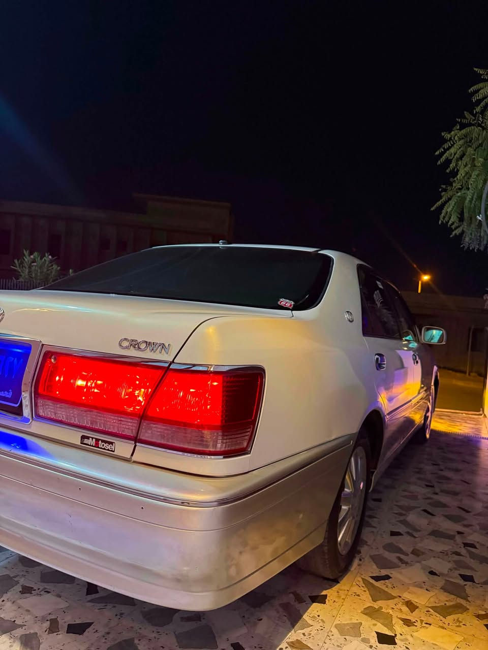 2004    
موس    
بئ بؤياخ  
بيشوخت  بي چال
باركوتي وه ر گرتوه 
تاي تازه  روني تازه 
2گمه ي 
١٧١ 
ئالتوني  بازار 
تيل مه كه بلي   هه يه به وه نه 
له مه نييه  
شتي  نازداروي اوت ئه مه اوه يه 
***********
