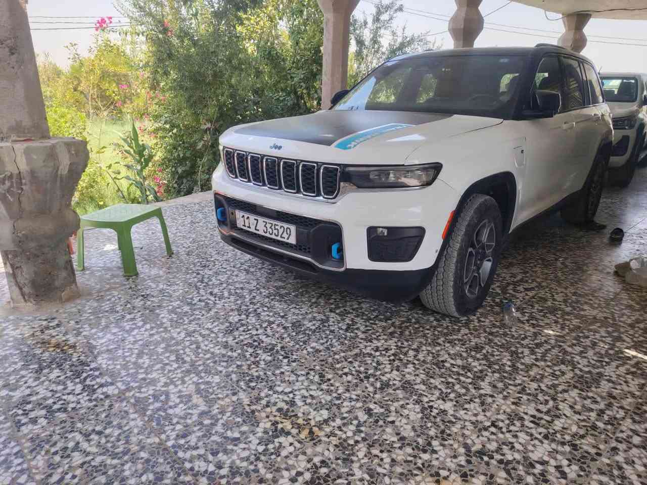 سلام عليكم جيب كراندً شيروكي تريل هوكً هايبرندً مديل 2024 فول مواصفات لسيارهً 3 شاشاتً حداديهً جديدهً صدر جديد 🆕 محركً وكير جديد تحكمات ستيرنً مري شفط تبريد 3 قطعً  بيهً 6 قطعً صبغً بدونً تبديلً  بدونً دواخلً لسياره. بسمي  مكانهً بابل جبلهً رقمً لهاتفً ***********
