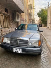 مرسيدس E300 • ١٩٨٨ • رقم بغداد