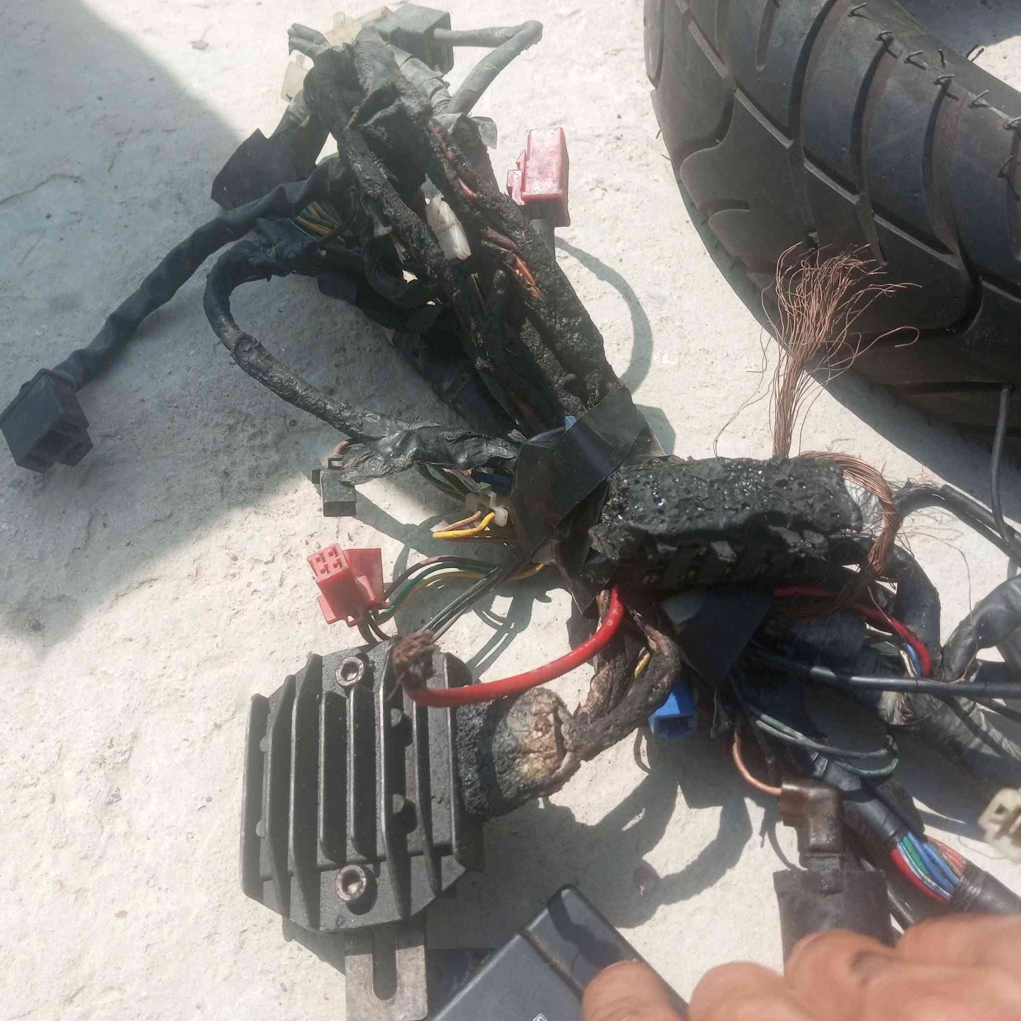 يوجود تفصيخ جميع الدراجات مال تفصيخ ياباني كوري ماليزىي تايواني🉐🈯🛠
(ثعلب. GTR, سكنس، فحل. نثيه. لد. شمعه.  ، ماكس. عداله. بوليس مضلع. منغولي قجمه بريز. بقباء. اكزز. pcx. جيل الاول. والثاني فقط. فورصه 08.09 فقط،  سلفر ونج فقط قديم 600-400،) 
غراض متوفر لغلب الدراجات 
من كفرات مثل(سوادات، كفر لون،اشاير مازدات،بكلايتات ) 
كهربائيات مثل(ضفير،نوزل،فيت بم،جويتر،حساسات،مجامع،) 
مكانيك مثل (كلجات رياضي. بلادي،  كور، بوش، وجميع غراض المكينه  ) 
 تواصل وتساب ***********
📌بغداد
