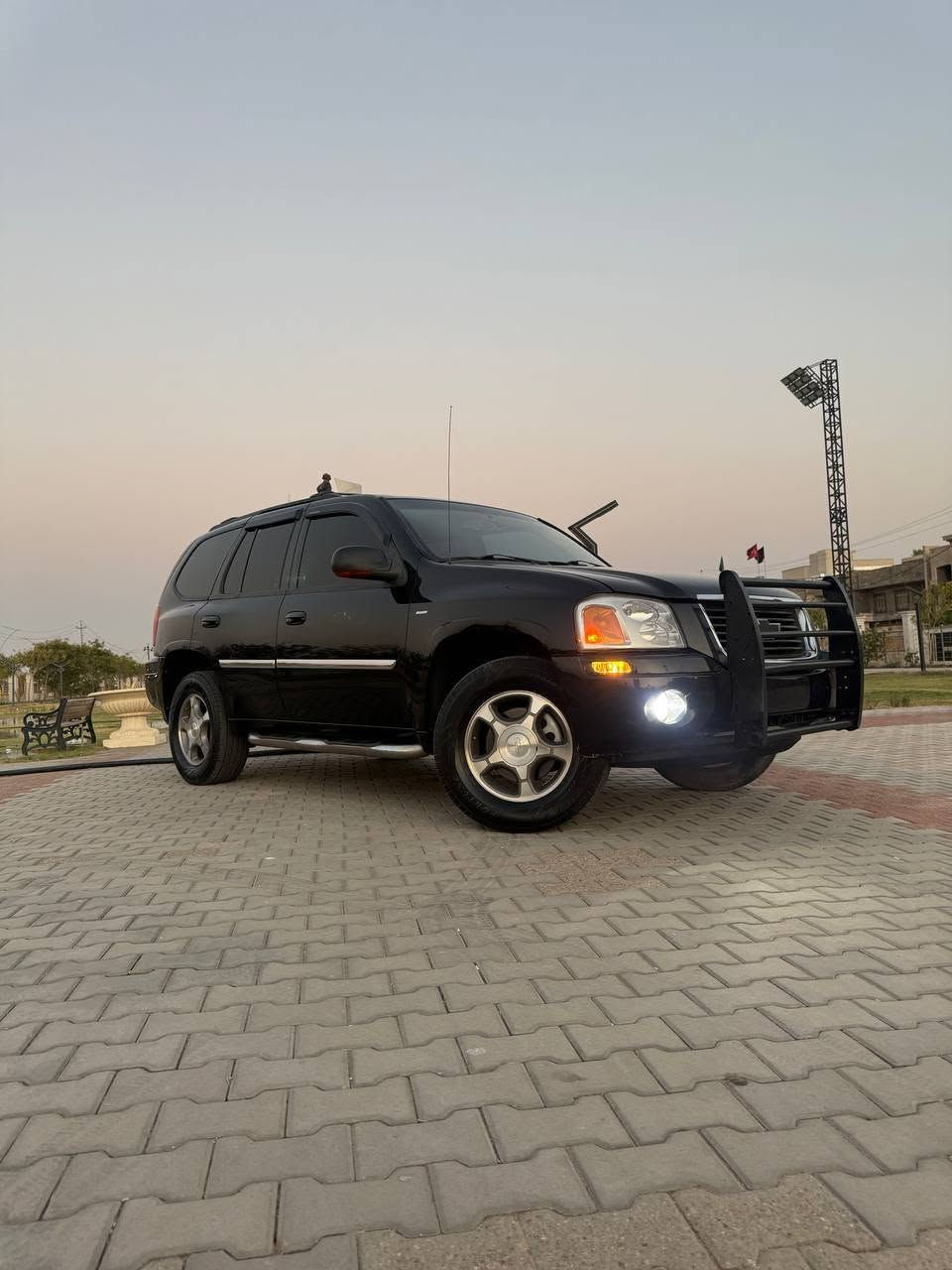 شوفر ليت بلايزر LTZ 2008
خليجي وكالة المنصور 
مكفول بدون صبغ ادامة ١٠٠% 
تخم تاير
حدادية امامي خلفي 
منظومه غاز 
لايت و بروجكتر زنون 
رقم بغداد بسمي 
كير اكسل محرك مكفول ١٠٠% 
ستيرن كهرباء 
شاشة تبريد خلفي ديجيتال 
تدفئة كشنات 
غرفة جلد وكالة
#بيها فقط بارد بخشم الجاملغ الايمن بكد ٣ أصابع 
السعر 115
***********
***********
مكان . واسط الكوت
