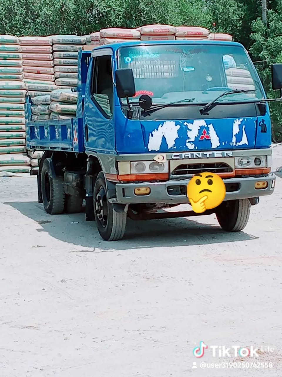 سلام عليكم كنتر للبيع بزون رقم بصرة معلاية/***********/
