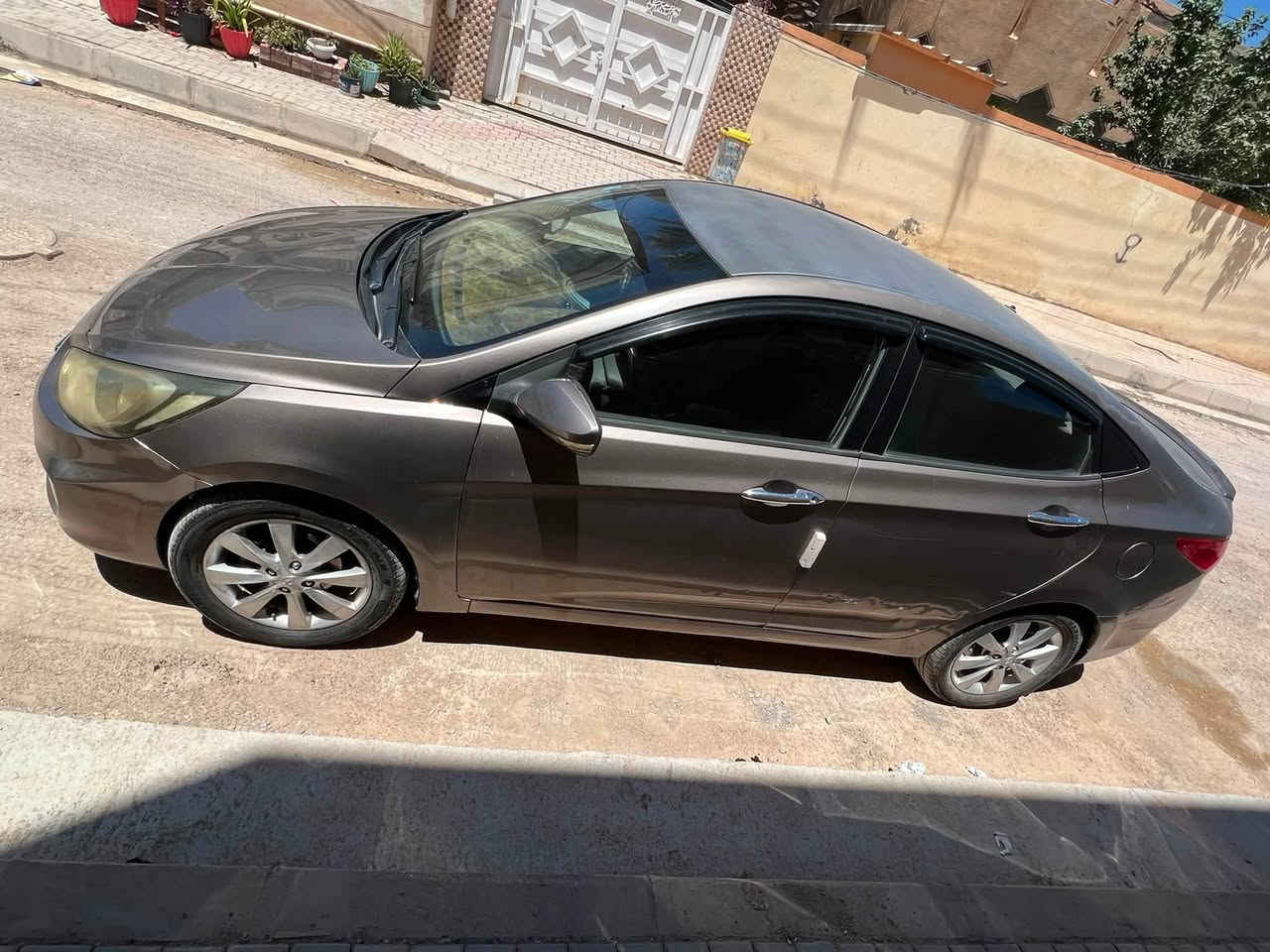 اكسنت 2011 خليجي محرك 1600
دوش سنويه وهزة ورقم جديد سنويه لل31 كير ومحرك كفالة تبريد تدفئة شغال كاملة بدون اي نقص كهربائيات وميكانيك كله جاهز تخم تاير وباتري جديد بلكات ونوزلات وفيتبم جديد ادامه كامله لمنظومة البانزين والاحتراق فقط
الحدادية يرادلها شويه ترتيب بيها صبغ جاملغ وبنيد وهلالات الجاملغات
الخلفيه فقط صبغ بدون اي ضرر او ضربة فقط شخوط وجراد وانصبغن وبيها جراد
بالقمارة وقبق الجنطة السعر 78 ورقه 
*********** لتواصل
