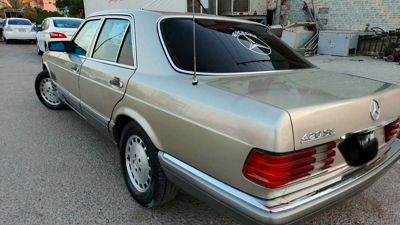 سلام عليكم
مارسدس رئاسي بنز  420 
موديل 1989 رقم بغداد الجديد تحويل 
سياره بلادي مكينه كير  خير من الله 
مكينه 4200 //٨سلندر 
مواصفات السياره 
١- جام كهربائي 
٢- كراسي بلادي وكهربائيه 
٣-غرفته نضيفه وحلوه 
٤-حداديه 90ب100
٥-تبريد جديد وثلج 
٦ تايرات جديده 
٧- سياره بيه صبغ عام جماليه 
٨-العنوان /بابل مركز 
٩- سعر ٧٥ وبيه مجال 
الاستفسار خاص او على الرقم *********** المو شراي لا يكسر بالسعر
