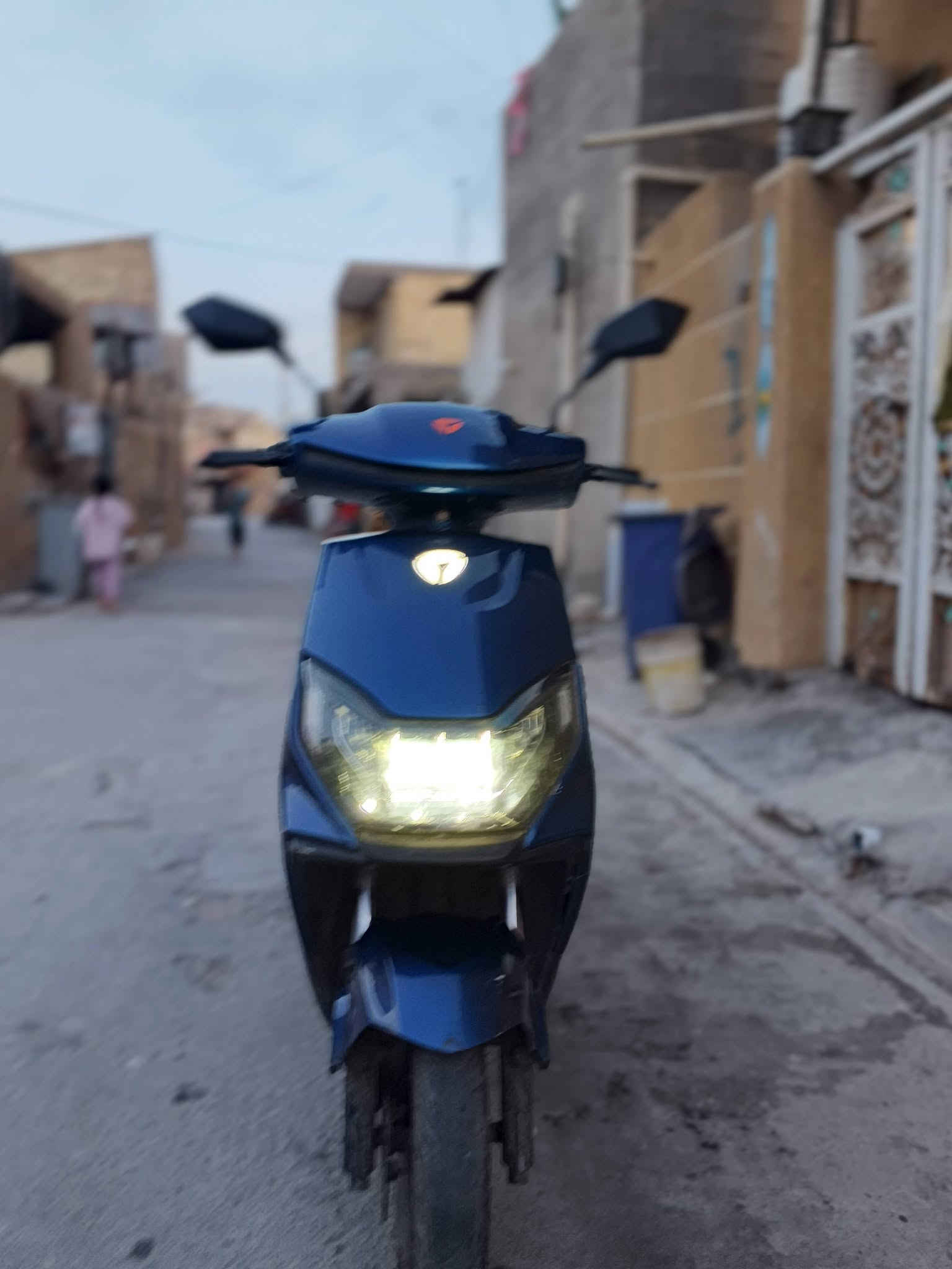 دراجه شحن للبيع جديدة مع ضمان شركة وليس محل اسم الدراجه (yadea rn) السعر (850) وبيها مجال للاستفسار واتساب على الرقم ***********
