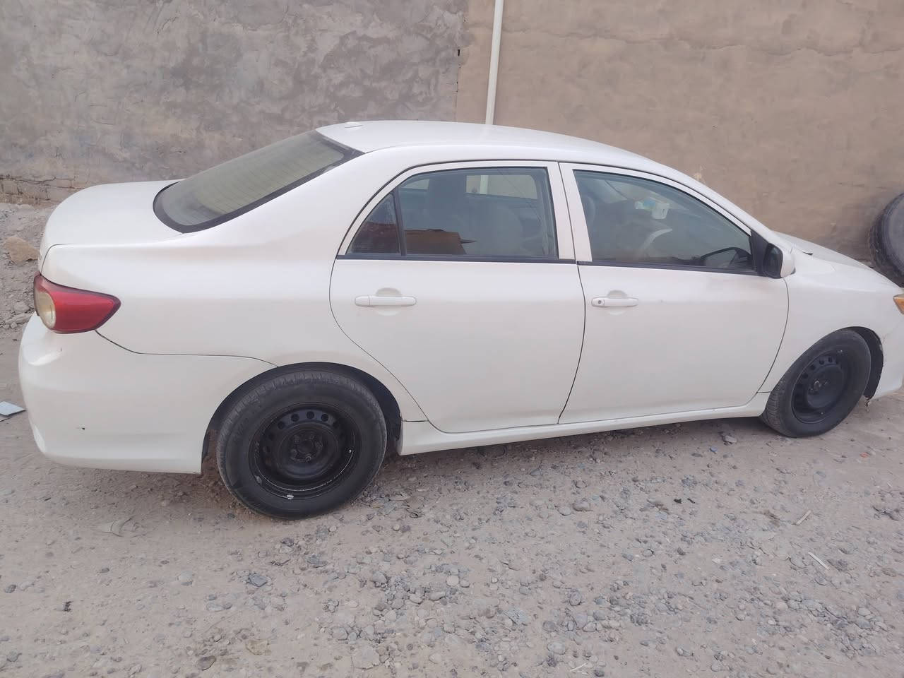 السلام عليكم كورلا 2009 وارد أمريكي بيه   البنيد مصبوغ من امريكا والباقي ليبل واحد كير ومكينه جدد محرك 1800 رقم صلاح الدين تحويل مباشر سنويه لل 28  لا اتصال *********** السعر 103 وبيه مجال قليل ترهم مراوس حسب القناعه مكاني سامراء
