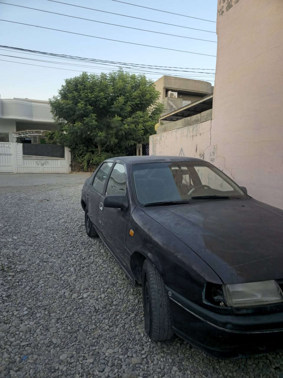 سلاوي خواتان ليبيت 
وبل جنتا مةكينة ٢٠ 
سةيارةيةكي جوانو بئ مةسرةفة كشت مةسرةفيكم تياي كردووة جاهيزة تايةي مةزبوتة بلاكو نوزلو باترى كشتي تازةية فيتبةمبي تازةية نوقساني تيانية كارةبايشي كشتي يشةكات كيشةى تيانيية مةكينةو گێري مةزبوتة بةشةرت بئ عةيبي بةس كةميك دوكةلي هةية كيشةى تيانية سةدروو ژێري زور مةزبوتو تونو تولة خايسي نيية كشتيم تازة كردةتو  سةيارةكة هيجي نية جةن ساليكة لاي خومانة مالي مةظةني بةشةرت لة كةلارة 
*********** جواب كومينتو نامة نادةمو سيعريشي ١٢ وةرةقةو مجاليكي كةم
