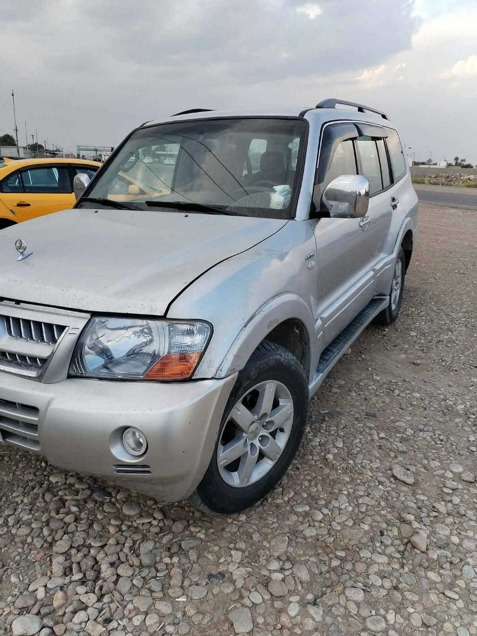 السلام عليكم
للبيع باجيور موديل 2005 محرك وكير بلاد تبريد شرط  رقم أربيل تحويل مباشر تخم تايرات جدد صدر امامي وخلفي جديد كفاله من الحادث
المكان صلاح الدين ناحية الاسحاقي
الاستفسار ***********
السعر 85 ورقه
