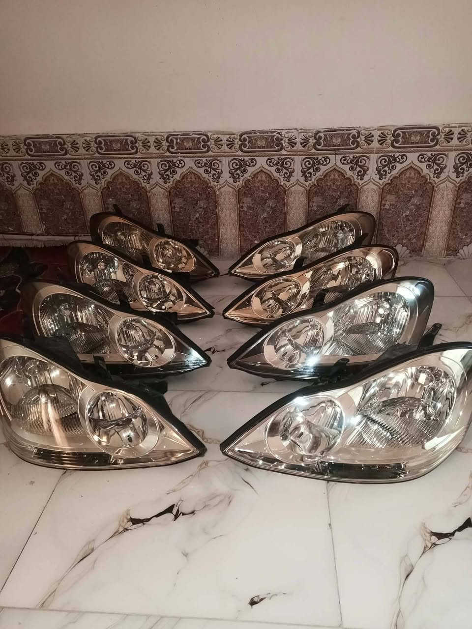 لايت ابصم كرستال ونوع عادي للبيع السعر و التفاصيل الاتصال  العنوان ناصريه الاصلاح قرب معمل الثلج بادارة ابو عمار

نص مكتوب في الصور:
- أبو عمار ياسر
- لم يتم تعيين بطاقة الاتصال SIM الا...
- ***********
- الجوال
- WhatsApp
- Meet
- تسجيلات المكالمات
- سجل المكالمات
- مسح
- مكالمة صادرة
- 1 تشرين الأول
- ١:٠٠ م (5 د 24 ث)