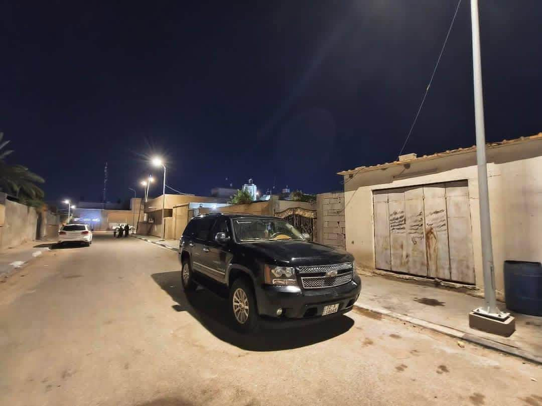 شوفرليت تاهو 2009 LTZ للبيع خليجي سياره جديده استخدام شخصي ع ايدي كفاله عامه مكينه كير حداده تخم تاير تبريد توا شاد منضومه كامله سياره جاهزه من كلشي تورباين جديد مكان سياره بصره الزبير  الشراي يتصل وبلخدمه *********** بيع او مرواس حسب القناعه بارد فقط بل صندوك
