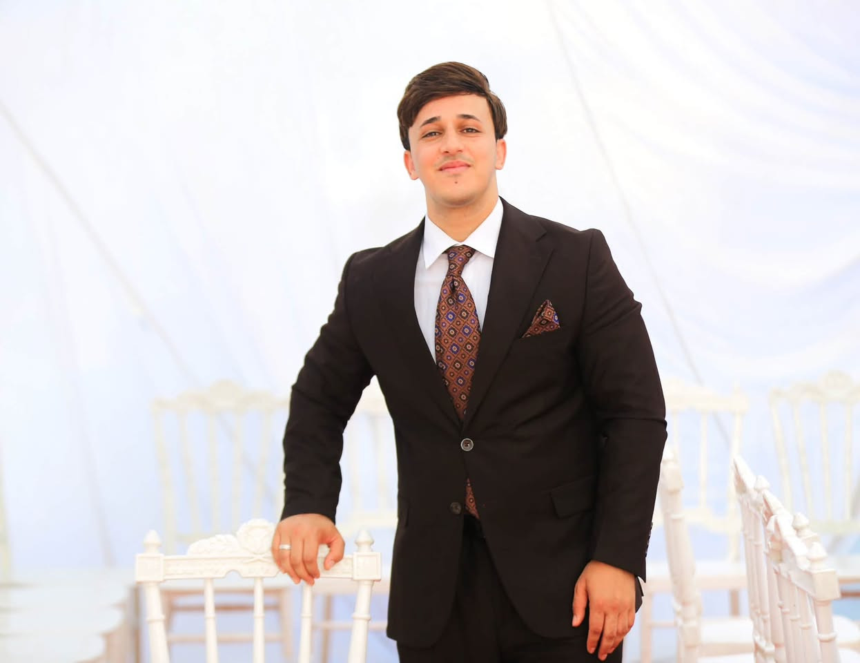 #خطوبة_الحبيب_الدكتور_احــــــمــد_ريــــــاض👰🏼🤵‍♂️

♦️ وثـــق أجمل أيام العمر * لحضاتك ويانة غير شكل ♦️

#فن_التصوير :- نـــــــمير مــــــحمد : 

༺༺༺༺༺༺༺༻༻༻༻༻༻༻
🟣 للحجز والأستفسار عن كافة الأعمال يرجى   مراسلة الصفحة أو الأتصال على الأرقام التالية       

***********  / *********** 📲-
  
#الأبداع_والتمييز_عنواننا

☺️💓 #ستوديو_فـــن_التصوير🤗❤
