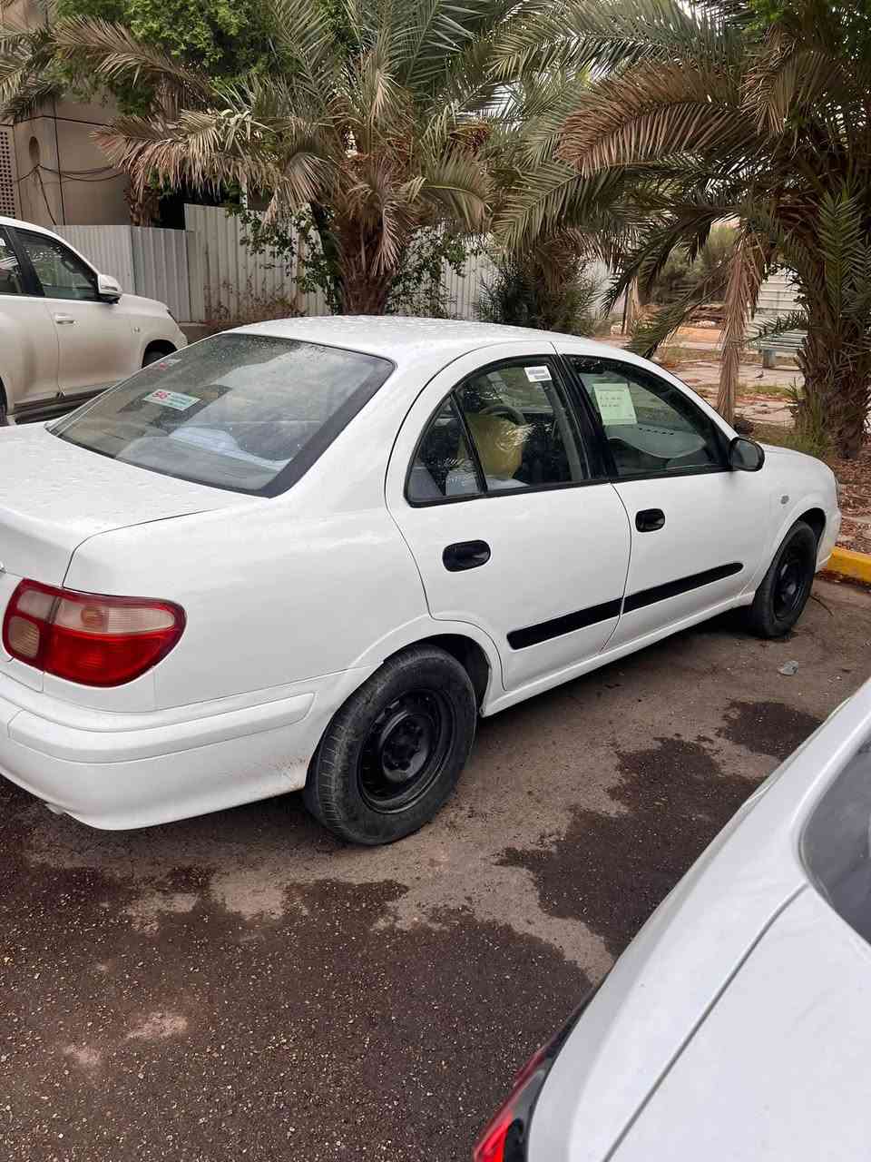 سني ٢٠٠١ • مصبوغة • محرك وكير كفالة