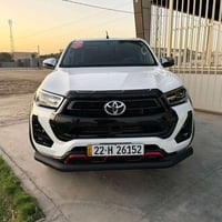 هايلوكس 2024 ساز TRD  محرك6V ماشية 24الف بعدها داخل الضمان   مكفولة عا...