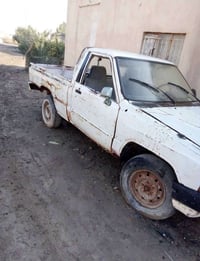 بيك اب ٨٥ • محرك وكير شغال • بغداد