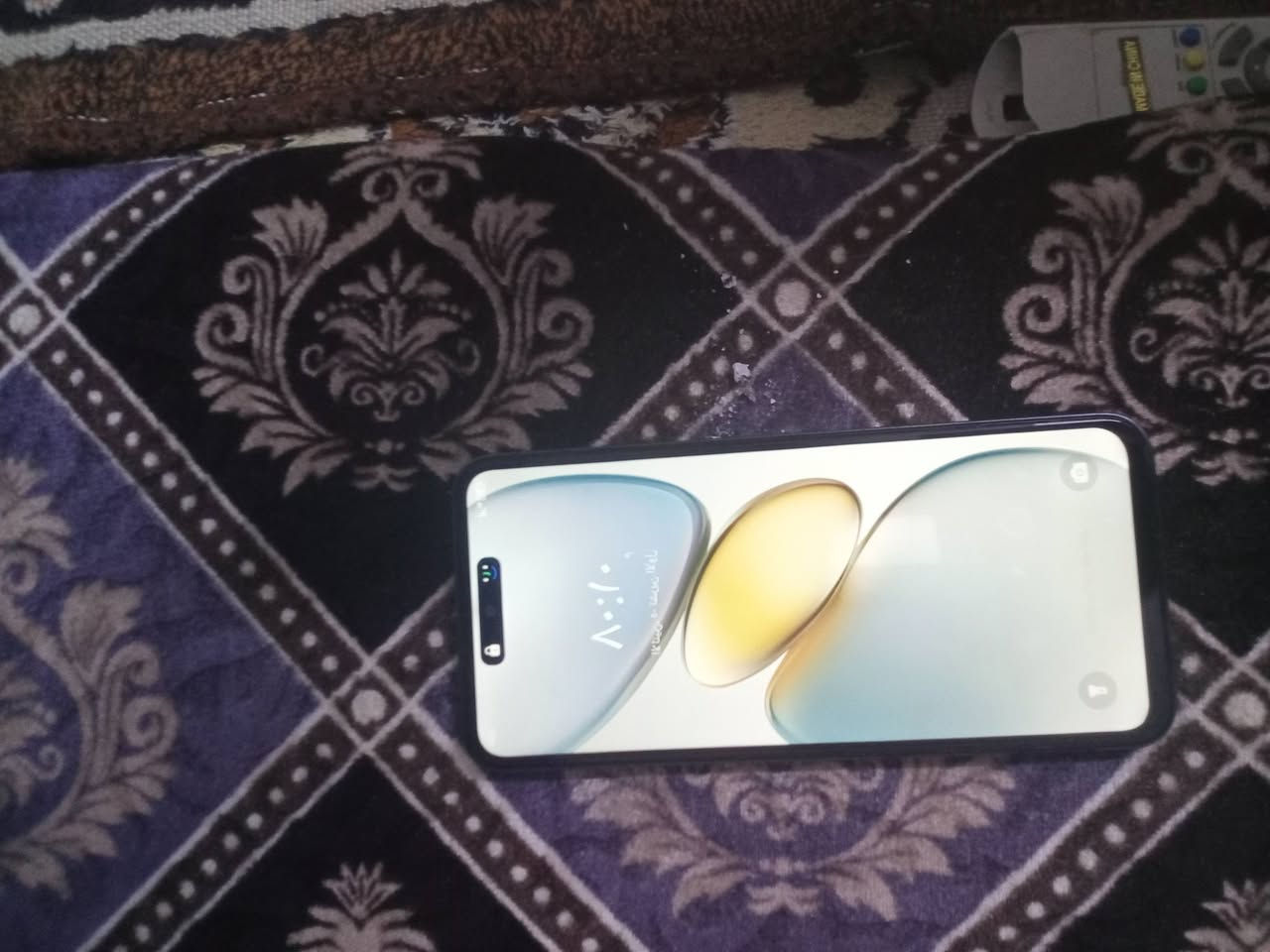 ايفون 13 برو ماكس • ١٢٨ • ٨ رام
