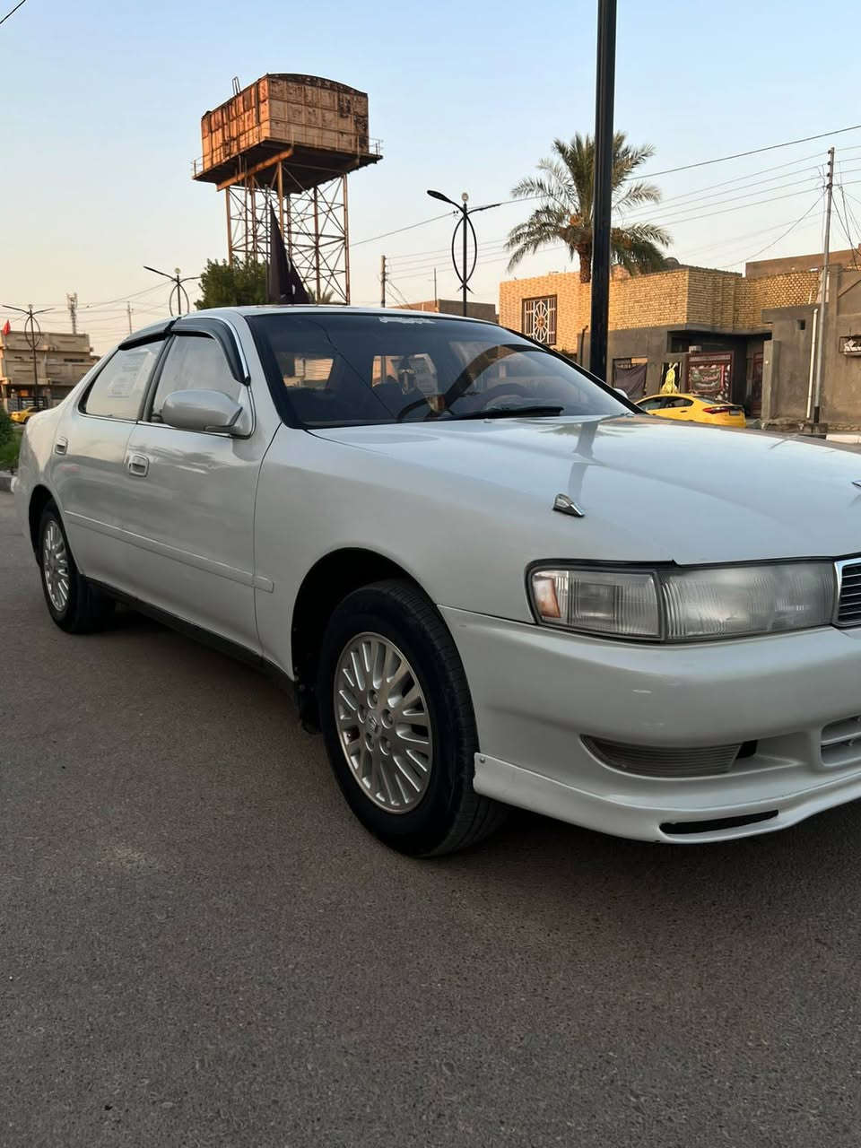 السلام عليكم كرسته موديل 1996 لون لؤلؤي 
سياره جديده مكفولهً كفاله عامه من والكص ونقل الجثه والعيب الشرعي والااصوليات  مكينه وكير. شرط كراتين  حداده جديده  تبريد ثلج …كهربائيات شغاله كله رقم ذي قار تحويل ثاني يوم احولك … السعر 60 وبيها مجال العنوان ناصريه غراف الاستفسار ا ع الرقم ***********
