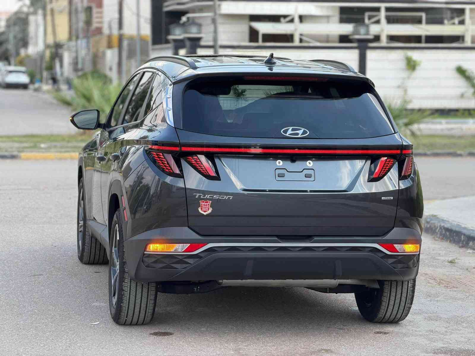 توسان موديل 2024 دخول جديد ماشية 32 الف mil بدون ايرباك محرك 2500 gdi صور الحادث بل منشور بنيد مبدل ومصبوغ و جاملغ ايمن نفسة مصلح مصبوغ الباقي كفالة بدون دواخل بدون ايرباك بدون شواصي بدون لغود مواصفات فتحة بصمة شاشة متصلة دجتل سايد بريك بصمة تشغيل عن بعد كرسي كهرباء رادار امامي جانبي جنطة كهرباء كشنات جلد وتدفئة شحن لاسلكي لايت عدسات مرقم بغداد كامل تحويل ثاني يوم مباشر للاستفسار-*********** متوفر واتساب فقط مكاني بغداد البلديات
