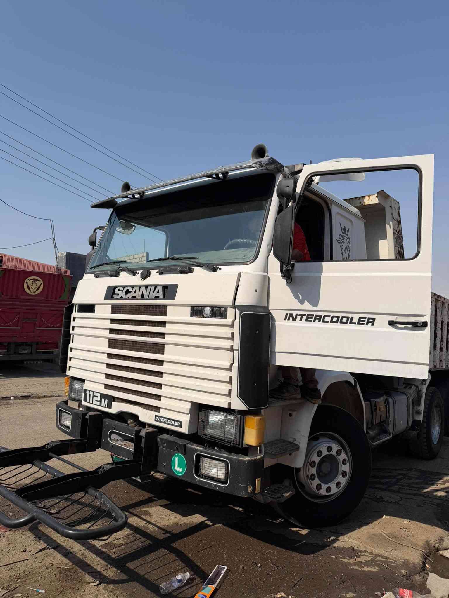 سكانيا 112
سنوية ورقم جديد
مكينة معمرة جديد
بدون صبغ 
***********
***********
