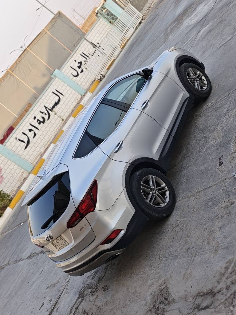 سنتافي موديل 2017امريكي حادثه بيبان اثنين بدون دواخل(***********)رقم كربلاء مشروع وطني بسمنه السعر(119)وبيها مجال السياره مكينه 2400 مكاني البصره بيع ومراوس البصرة, العراق
