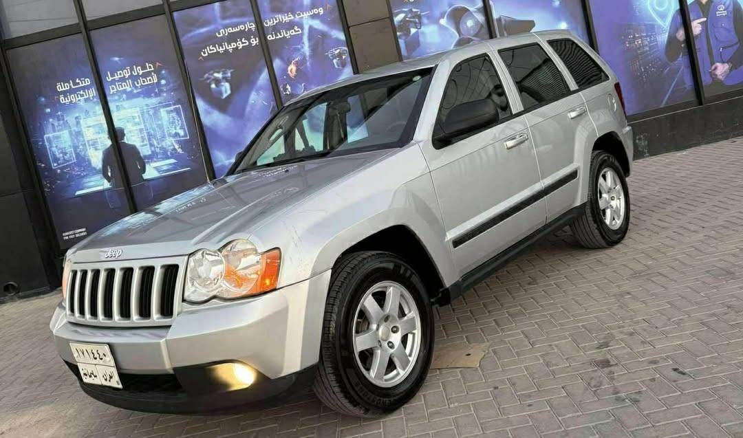 فرۆشتنی جیب -
​مۆدێل: 2008
​رۆشتوو: 185 هەزار کیلۆمەتر (بەشەرت، زۆر کەم رۆشتووە و لۆکە)
​بۆیاخ: بێ بۆیاخ، تەنها یەک کارتی بچووکی هەیە بۆیاخ تەنک مرخوب .
​تایبەتمەندی و مواسەفات:
​دەبڵ ئەکسل (4x4)
​گێر و مەکینە بەشەرت
​ئاوێنە کارەبا
​کوشن کارەبا
​تەبرێت لەسەر سوویچ
​چوار تایەی تازەی لەسەرە
​سیارەکە ماڵی دۆستە و زۆر خاوێنە، هیچ مەسرەفێکی تێدا نییە.
​شوێن: چەمچەماڵ
ژمارەی پەیوەندی: ***********
