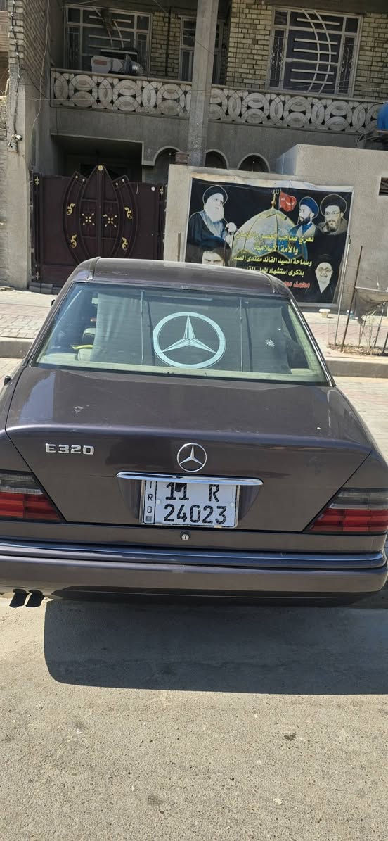 للبيع بيبي موديل ٩٢
رقم بغداد . هزة جديدة محرك خراطيم ٣٢٠ مكفول . لون مميز
كير دي فور كهربائي مكفول
ويل ١٧ رياضي مع سبير طوارئ ١٧
داخل بيجي . كشنات جلد تحكم كهربائي 
تبريد . سلايت روف . لايت شمسي 
كاميرا خلفية . كهربائيات جيدة جدا
حدادة عامة 
النواقص 
سجة سلايت روف بحاجة للتبديل علما ان الماطور والكهربائيات شغالة
 السعر المطلوب ٩٠ ورقة . مكان السيارة مدينة الصدر . تحويل ثاني يوم
للاستفسار .:  ***********
