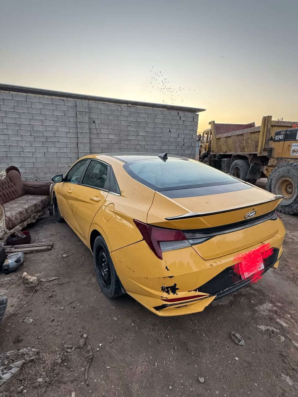 السلام عليكم
النترا 22 صفره وارد امريكي
لمتد فول مواصفات
(حادثها جنطه )
شاشه متصله
بصمه
فتحه 
كشنات جلد ابيض
رادار امامي
رادار جانبي
رادار خلفي
حساس امامي خلفي
 قصد أو نقد سعر ماسب 
الرقم ***********
مكان السياره بغداد الدورة
