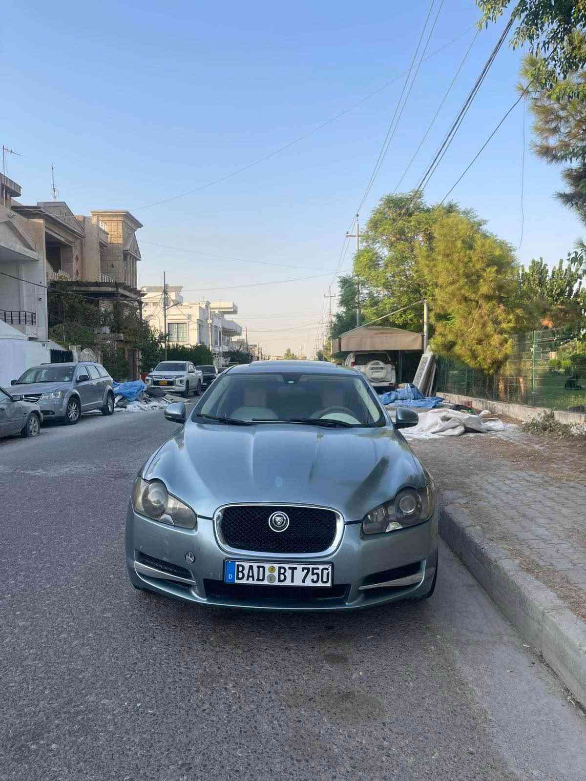 جاكوار موديل ٢٠١٢قه پات مواسه فاته گير مه كينه ته بريد هه موگياني به شه رت كاره بايي به شه رتي ده فيته ريي ده فروشم مه كينه عادي شه ش پستن هه ندي يه ك بي كاشويي بي مه سروفه براوه يي دوبه يه سه ياره كه له هه وليره گورينه وه ش ده كه م به شتيك به دلم بيتن ژماره *********** أربيل, العراق
