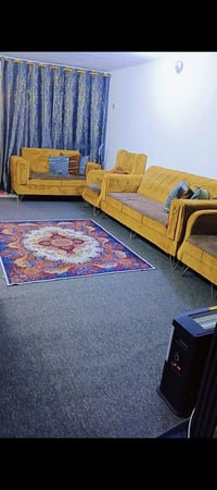 اغرفه تركيه لبيع ب500 وتخم للبيع 7مقاعد ب 200  نضيفات الله شاهد بس مكا...