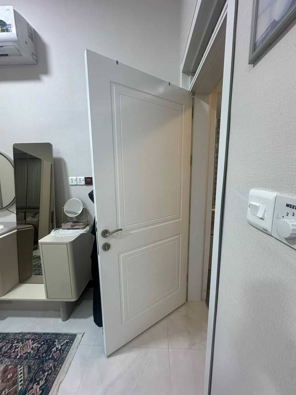 طريق بغدا كربلاء عامود 50خلف خباطة العتبه سند 25
السعر قفل 250 مليون 
المساحة 650متر
*********** فقط واتساب اتصال او مراسلة
