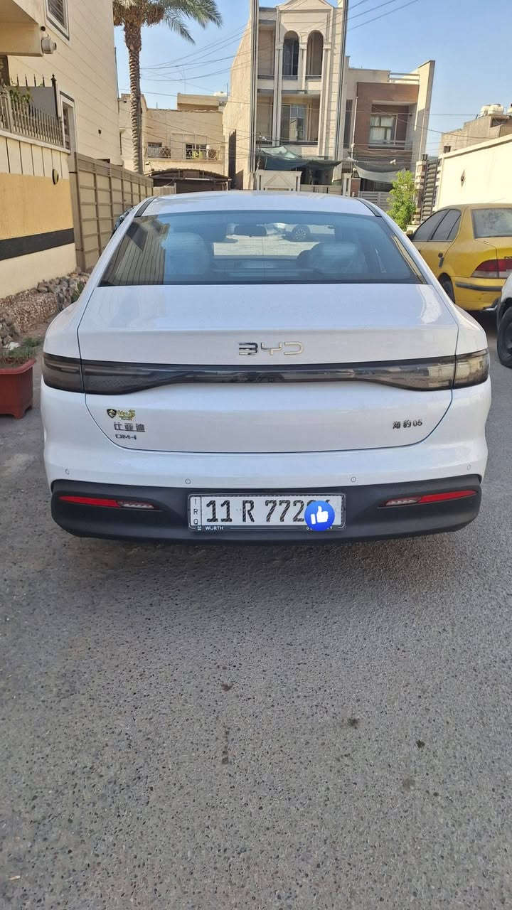 سيارة سيل 5 قطعت مسافة 9 آلاف كيلومتر، وتوجد بها ضربة في جهة السائق والأبواب. السيارة مسجلة باسمي وقد استلمتها من الشركة منذ 5 أشهر، والحمد لله على كل حال. السعر المطلوب 16 مليون و800 ألف دينار، ورقم هاتفي هو ***********.
