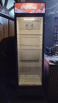 عارضة عمودية • مجمدة • ميز بلازما
