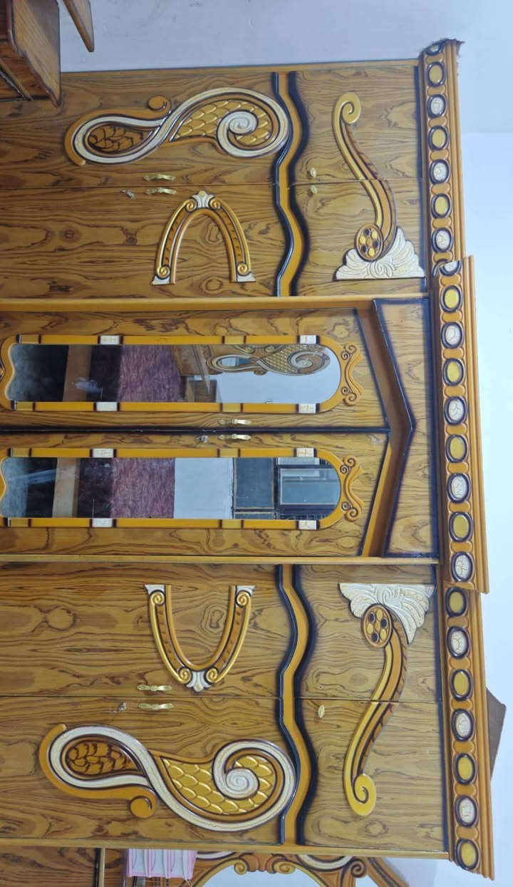 غرفه نوم نجاره اصلي رايدهة  ب600 الشراي يتصل علئ هذا الرقم وبي وتس اب ***********

